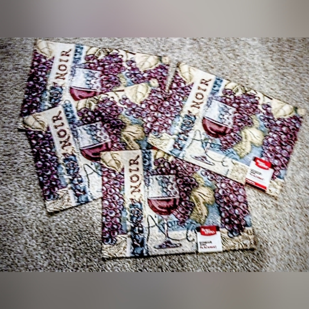 Grapes & Wine Themed Placemats - Set of 4